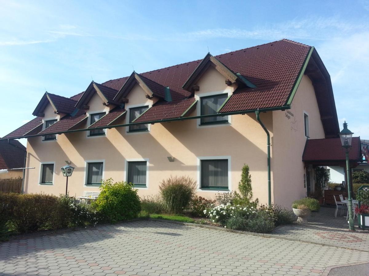 Restaurant Gästehaus Seiger Sankt Lorenzen bei Knittelfeld Exterior foto